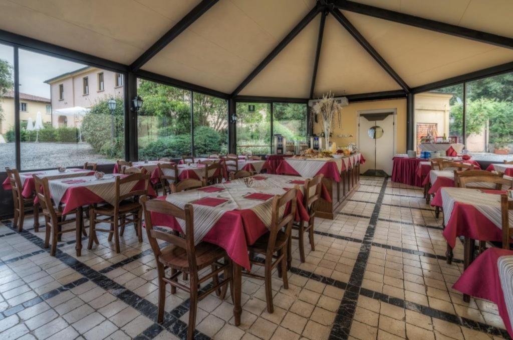 Il Cigliere Wellness Spa Resort Riparbella Buitenkant foto